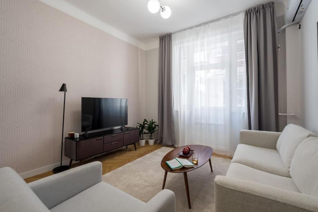 Exquisite Art Deco 2Br Apartment Prime Location Bukarest Exterior foto